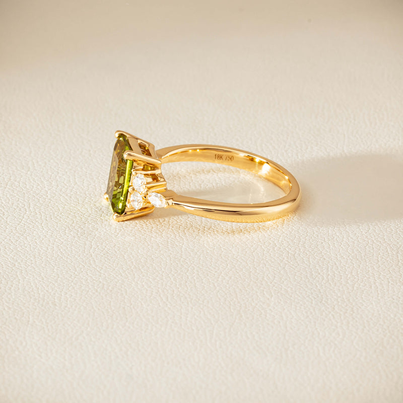 18ct Yellow Gold 2.20ct Peridot & Diamond Oriana Ring