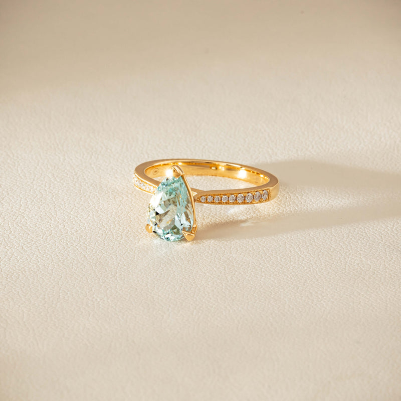 18ct Yellow Gold 1.78ct Aquamarine & Diamond Zenith Ring - Ring - Walker & Hall