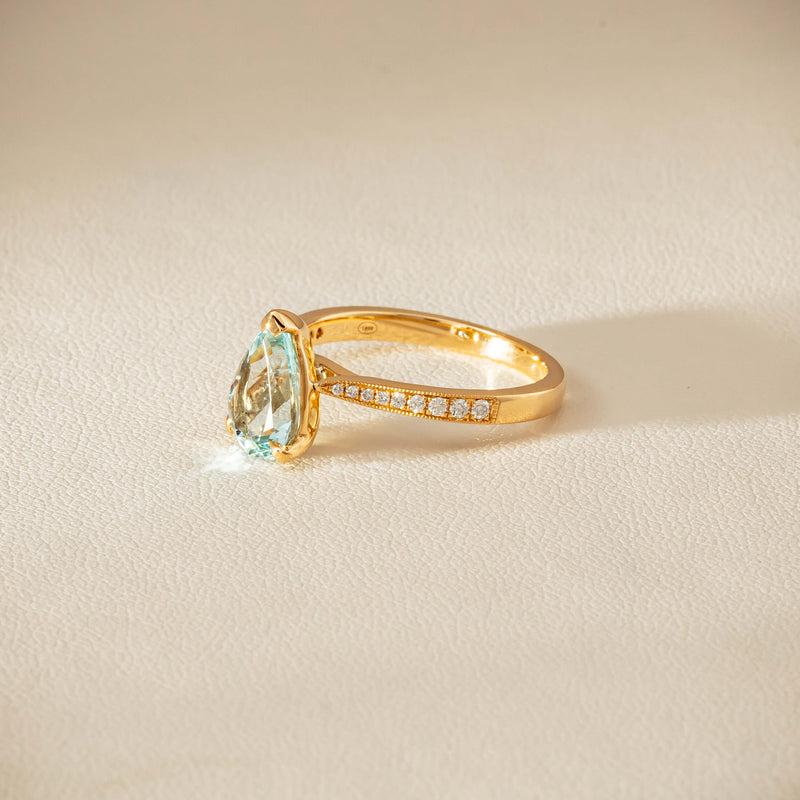 18ct Yellow Gold 1.78ct Aquamarine & Diamond Zenith Ring - Ring - Walker & Hall