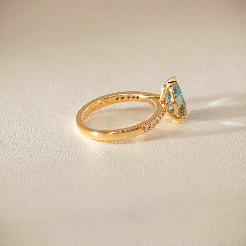 18ct Yellow Gold 1.78ct Aquamarine & Diamond Zenith Ring - Ring - Walker & Hall