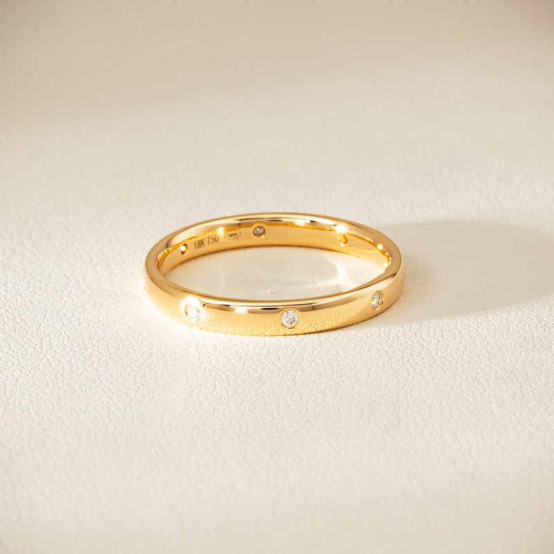 18ct Yellow Gold Diamond Lucky Band - Ring - Walker & Hall