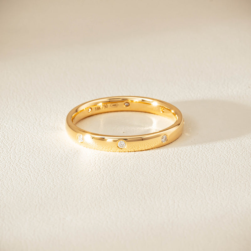 18ct Yellow Gold Diamond Lucky Band - Ring - Walker & Hall