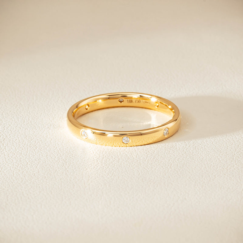 18ct Yellow Gold Diamond Lucky Band - Ring - Walker & Hall