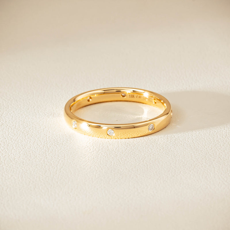 18ct Yellow Gold Diamond Lucky Band - Ring - Walker & Hall