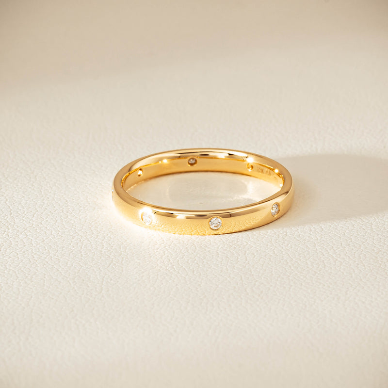 18ct Yellow Gold Diamond Lucky Band - Ring - Walker & Hall