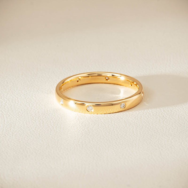 18ct Yellow Gold Diamond Lucky Band - Ring - Walker & Hall