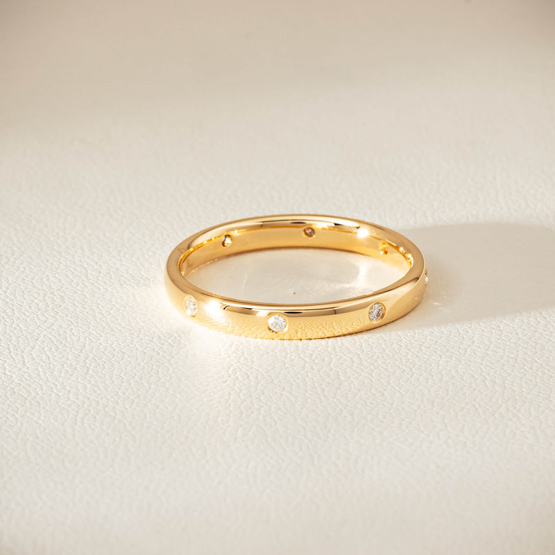 18ct Yellow Gold Diamond Lucky Band - Ring - Walker & Hall