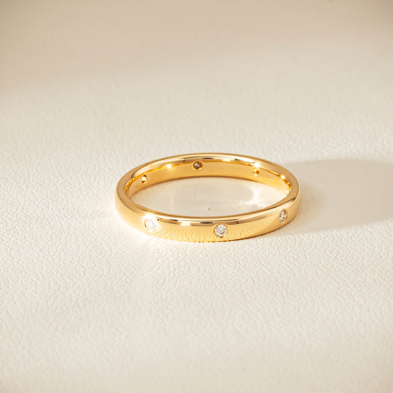 18ct Yellow Gold Diamond Lucky Band - Ring - Walker & Hall