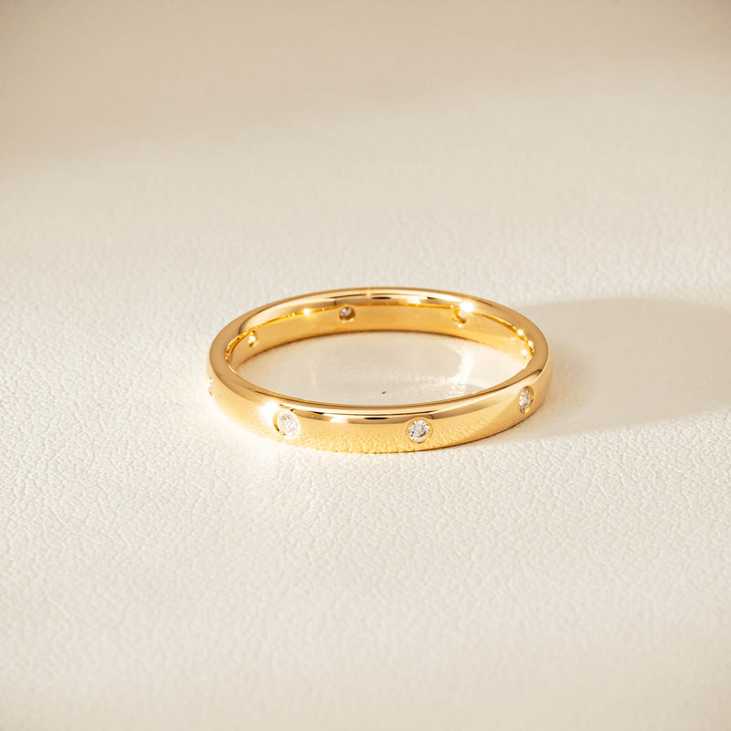 18ct Yellow Gold Diamond Lucky Band - Ring - Walker & Hall