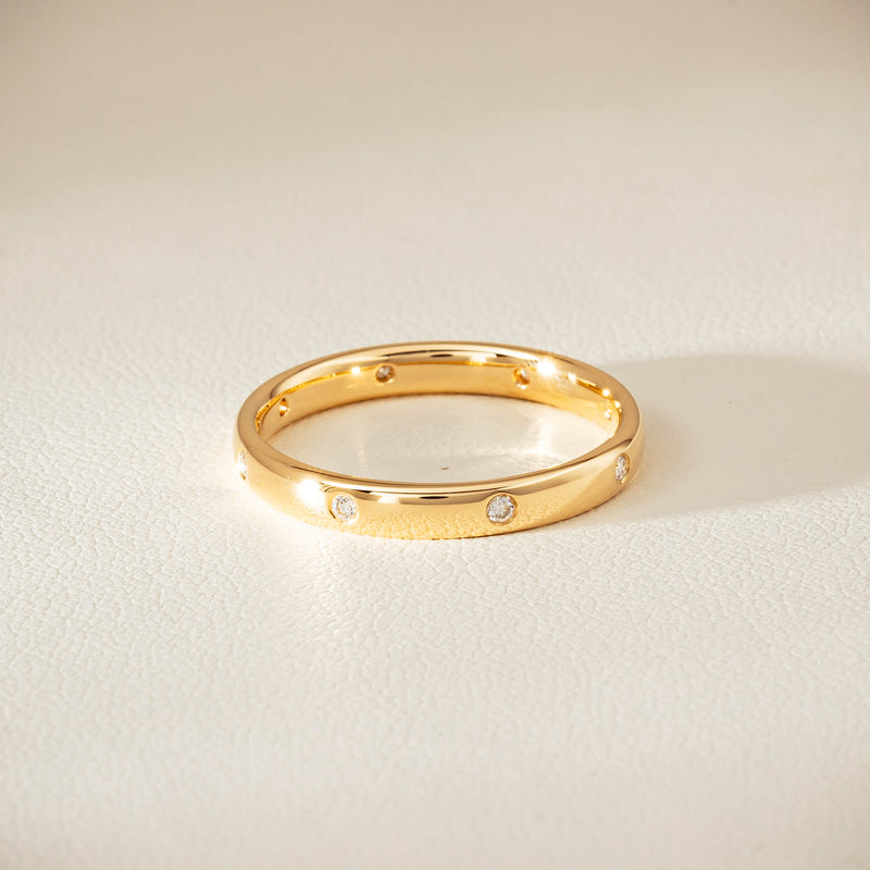 18ct Yellow Gold Diamond Lucky Band - Ring - Walker & Hall