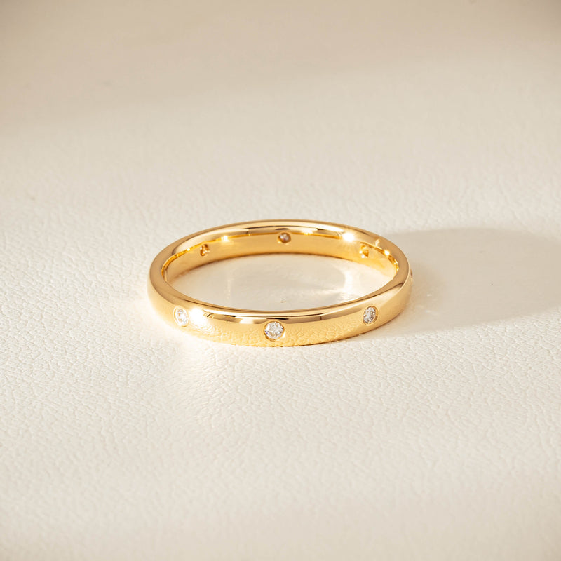 18ct Yellow Gold Diamond Lucky Band - Ring - Walker & Hall