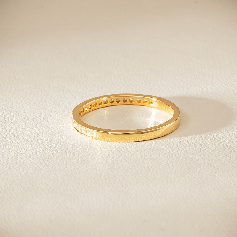 18ct Yellow Gold .16ct Diamond Galaxis Band - Ring - Walker & Hall