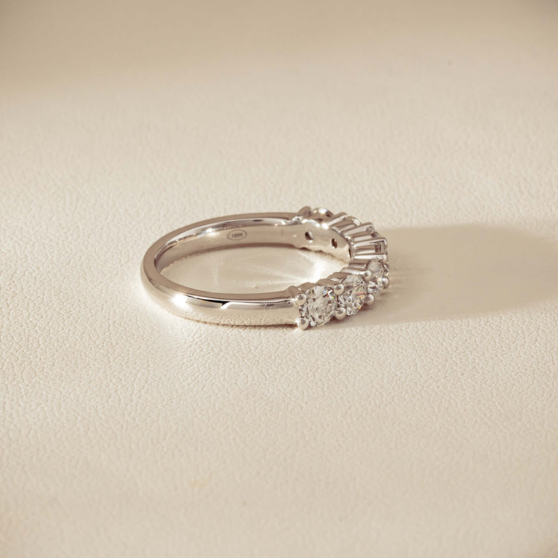 18ct White Gold 1.30ct Diamond Panorama Ring