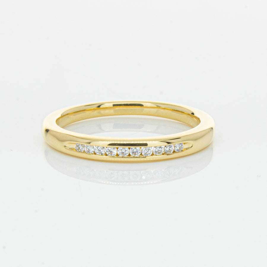 18ct Yellow Gold .09ct Diamond Band