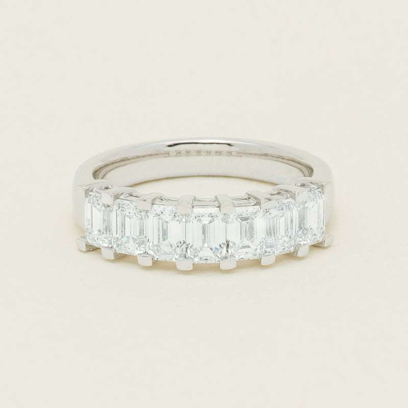 18ct White Gold 2.00ct Emerald Cut Diamond Asra Ring