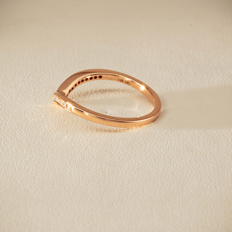 14ct Rose Gold Diamond Chevron Band