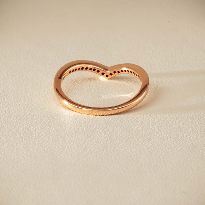 14ct Rose Gold Diamond Chevron Band