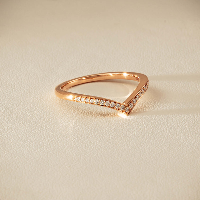 14ct Rose Gold Diamond Chevron Band