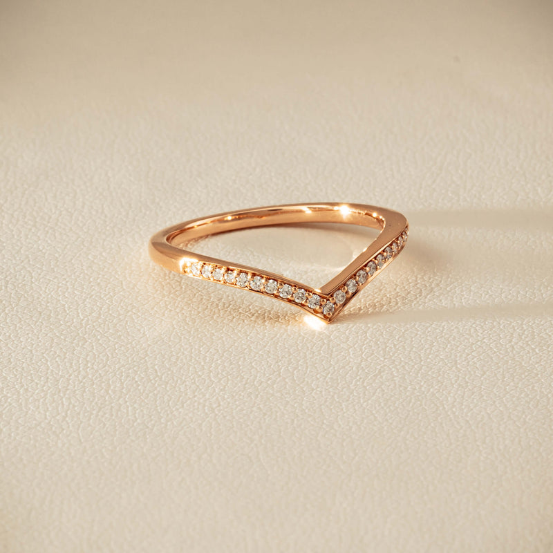 14ct Rose Gold Diamond Chevron Band