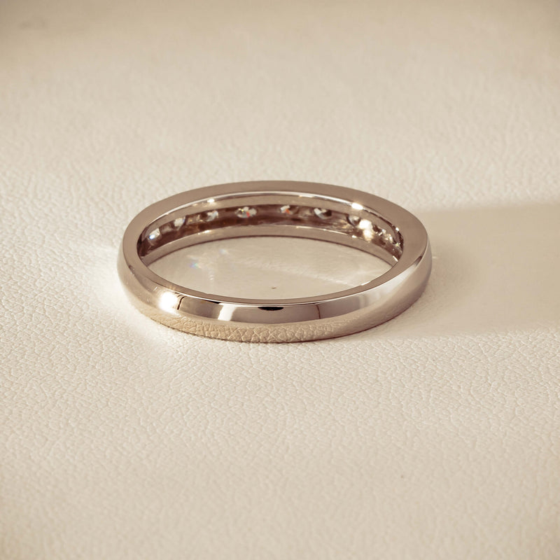 Deja Vu Platinum .80ct Diamond-Set Band - U 1/2