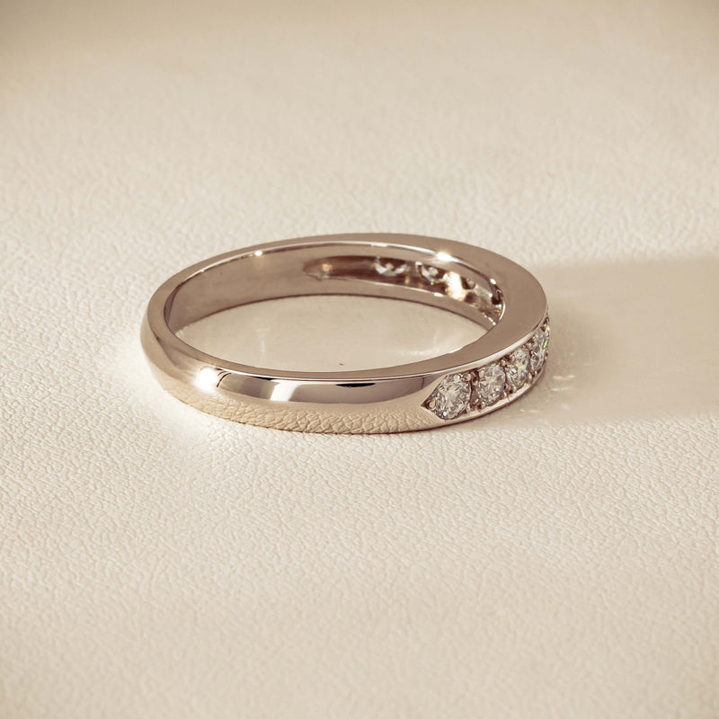 Deja Vu Platinum .80ct Diamond-Set Band - U 1/2