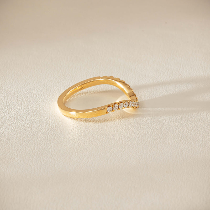18ct Yellow Gold .30ct Diamond Curved Bella Band