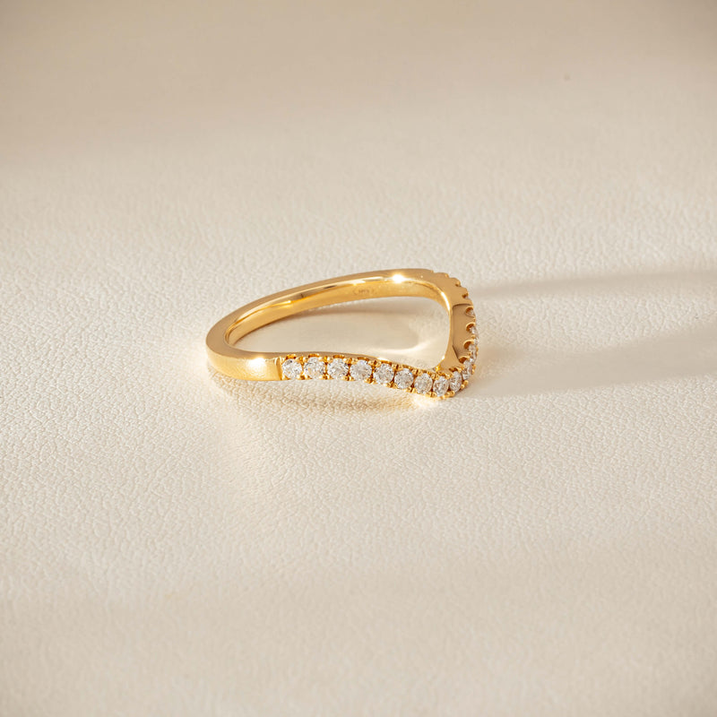 18ct Yellow Gold .30ct Diamond Curved Bella Band
