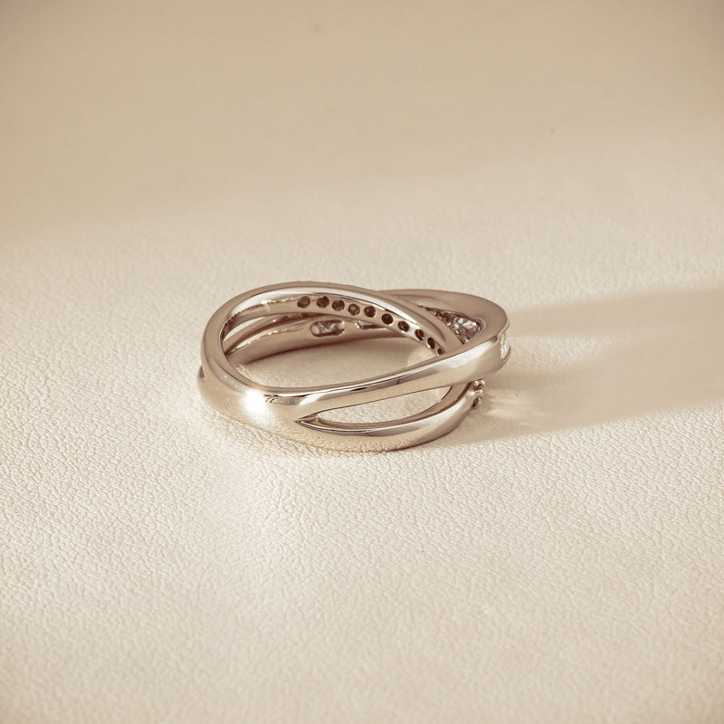 Deja Vu Platinum 1.00ct Diamond Crossover Ring