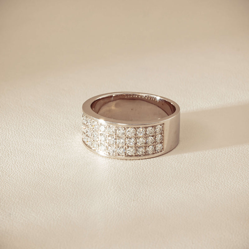 Deja Vu 18ct White Gold 1.75ct Diamond Pave-Set Ring