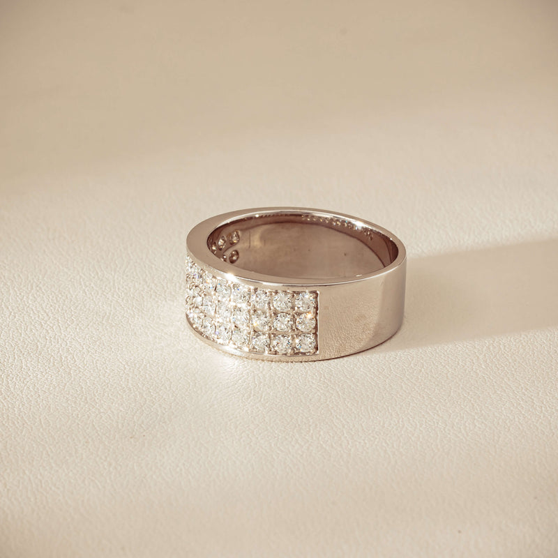 Deja Vu 18ct White Gold 1.75ct Diamond Pave-Set Ring