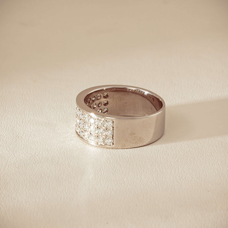 Deja Vu 18ct White Gold 1.75ct Diamond Pave-Set Ring