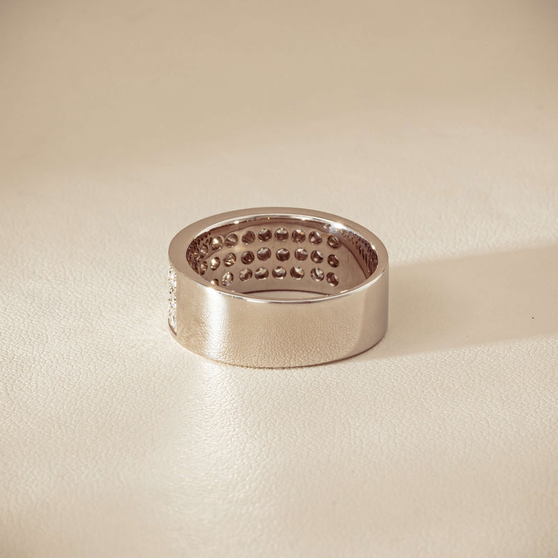 Deja Vu 18ct White Gold 1.75ct Diamond Pave-Set Ring