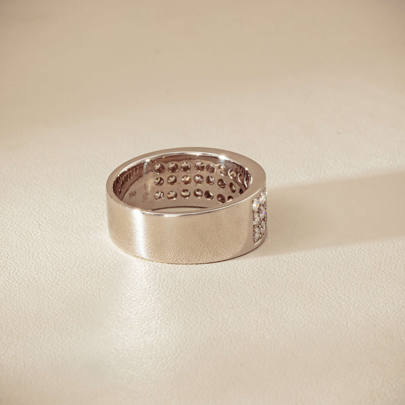 Deja Vu 18ct White Gold 1.75ct Diamond Pave-Set Ring