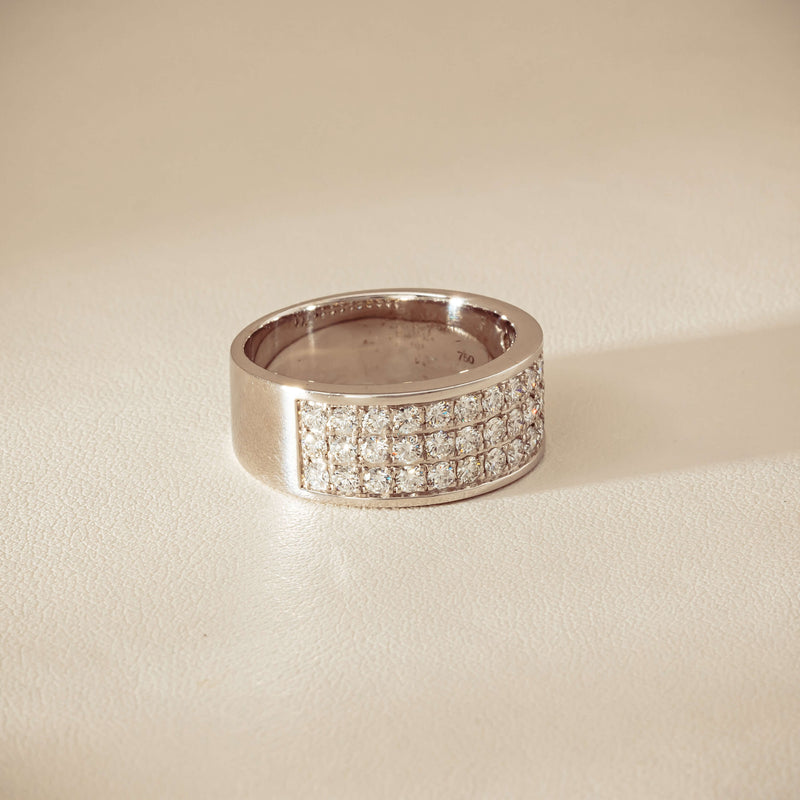 Deja Vu 18ct White Gold 1.75ct Diamond Pave-Set Ring