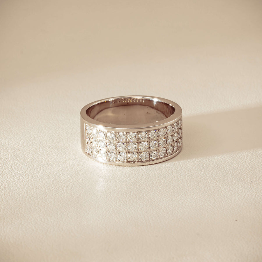 Deja Vu 18ct White Gold 1.75ct Diamond Pave-Set Ring