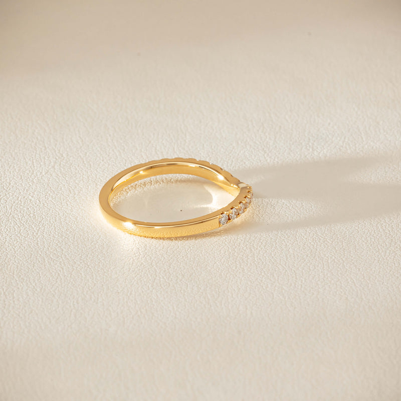 18ct Yellow Gold .30ct Diamond-Set Curved Band
