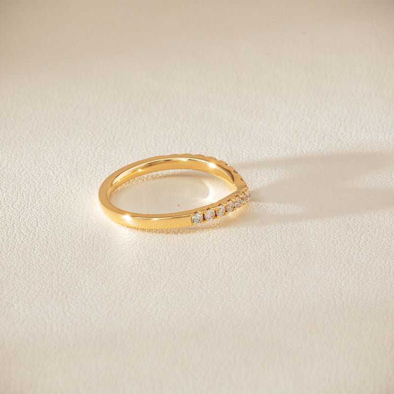 18ct Yellow Gold .30ct Diamond-Set Curved Band