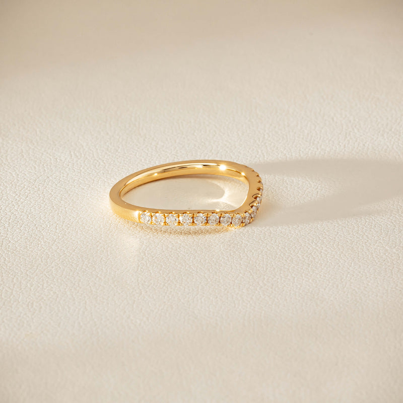 18ct Yellow Gold .30ct Diamond-Set Curved Band