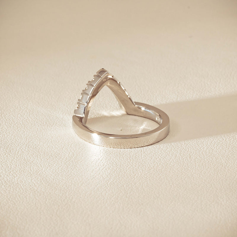 Deja Vu 18ct White Gold .27ct Diamond V-Shaped Band - Ring - Walker & Hall