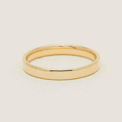 18ct Yellow Gold 2.5mm Square Profile Band - Ring - Walker & Hall