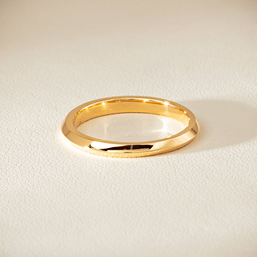 18ct Yellow Gold Venetian Band - Ring - Walker & Hall