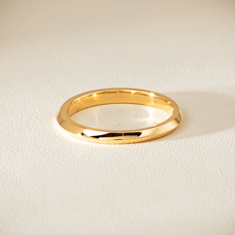 18ct Yellow Gold Venetian Band - Ring - Walker & Hall
