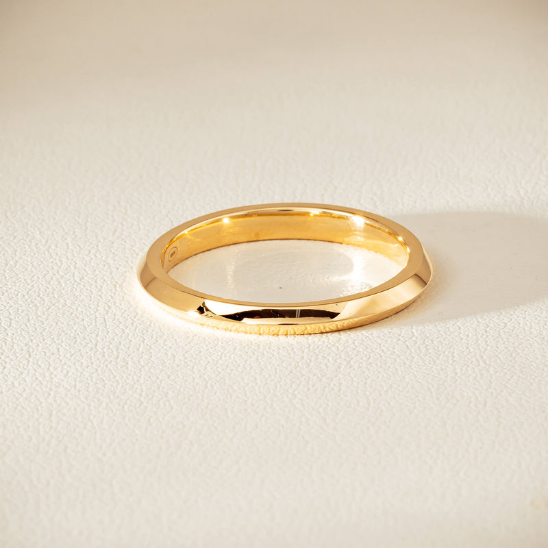 18ct Yellow Gold Venetian Band - Ring - Walker & Hall