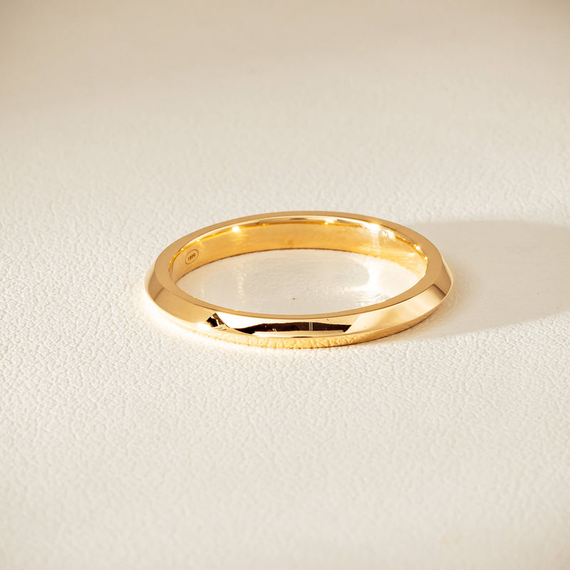 18ct Yellow Gold Venetian Band - Ring - Walker & Hall