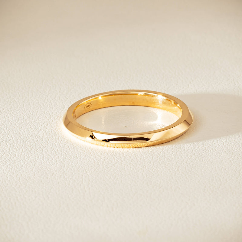 18ct Yellow Gold Venetian Band - Ring - Walker & Hall