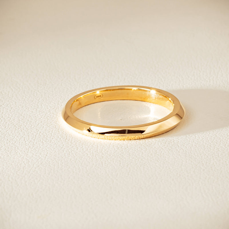 18ct Yellow Gold Venetian Band - Ring - Walker & Hall