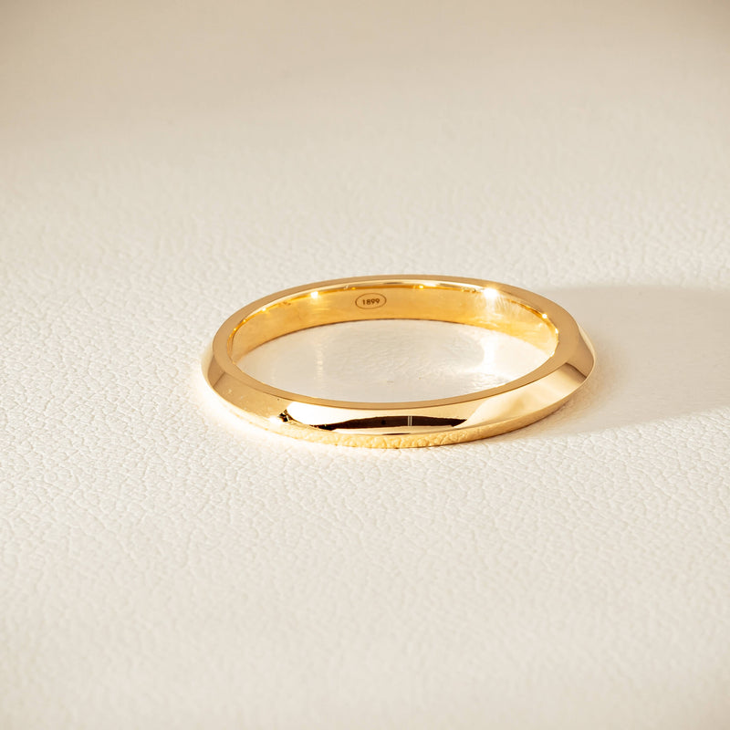 18ct Yellow Gold Venetian Band - Ring - Walker & Hall