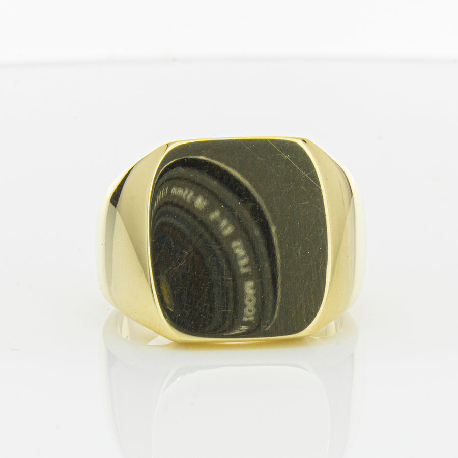 Deja Vu 18ct Yellow Gold Signet Ring