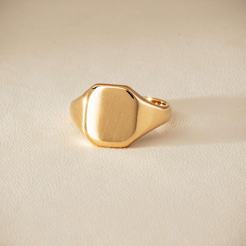 Deja Vu 9ct Yellow Gold Rectangular Signet Ring - Ring - Walker & Hall