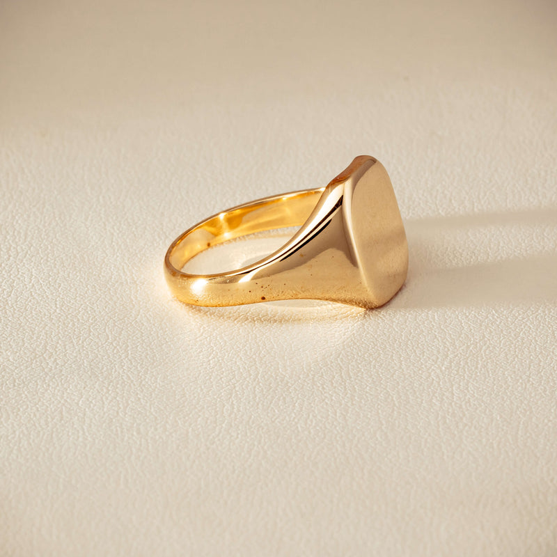 Deja Vu 9ct Yellow Gold Rectangular Signet Ring - Ring - Walker & Hall